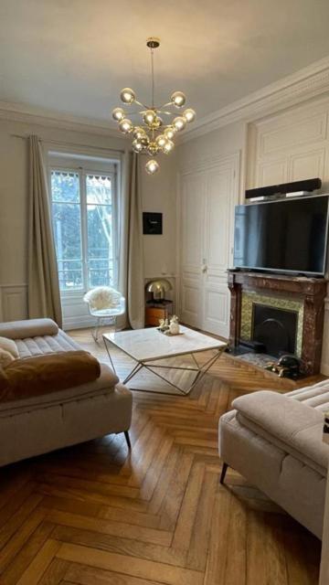 Belges Apartment Lyon Exterior photo