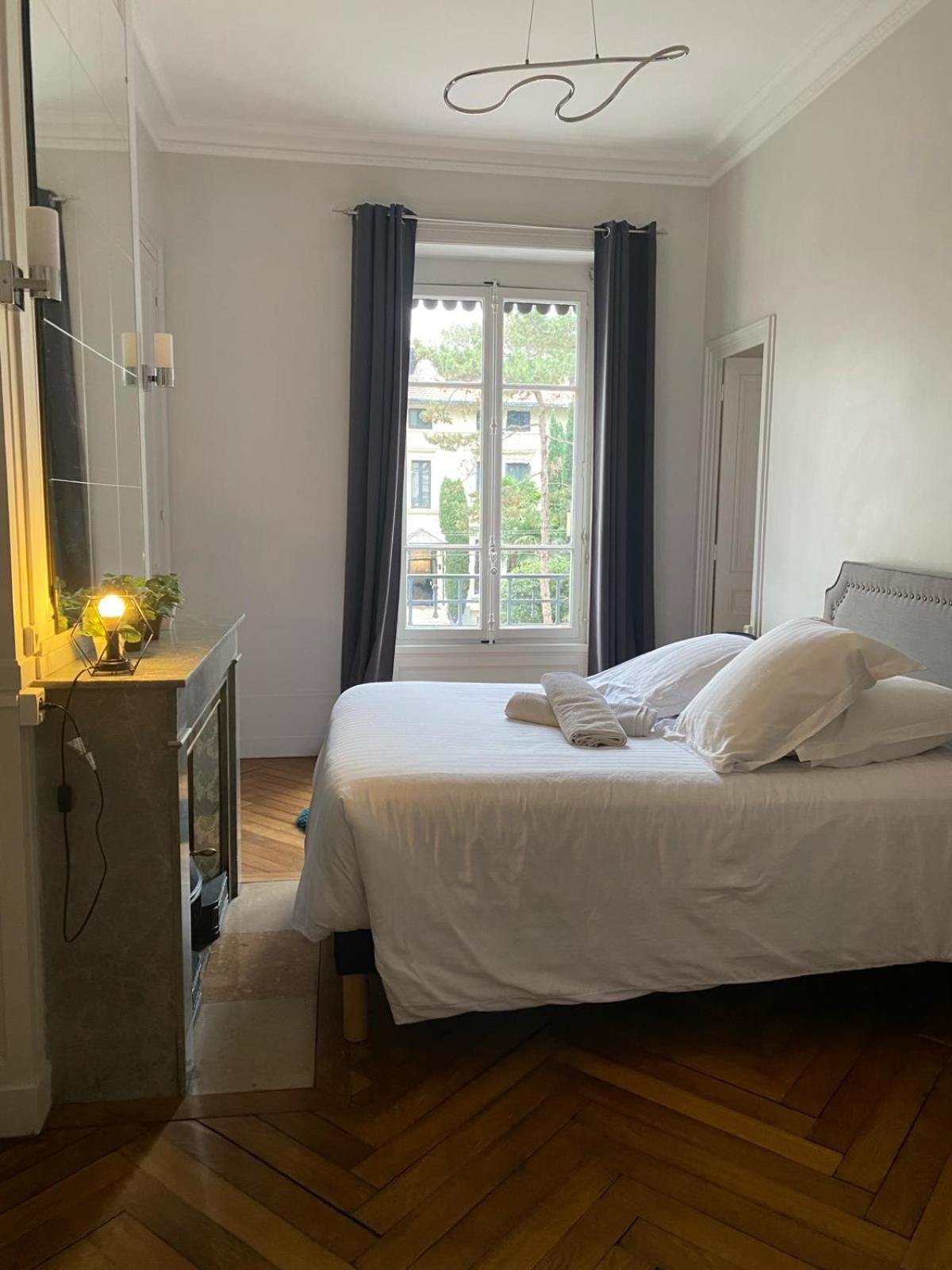 Belges Apartment Lyon Exterior photo