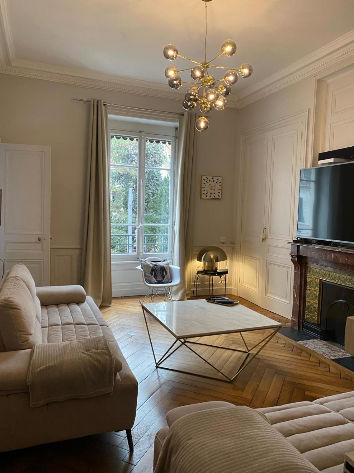 Belges Apartment Lyon Exterior photo